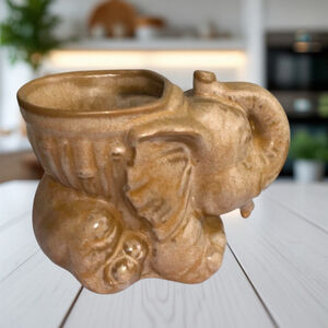 Vintage Frankoma Art Pottery Brown Sitting Elephant Planter 390